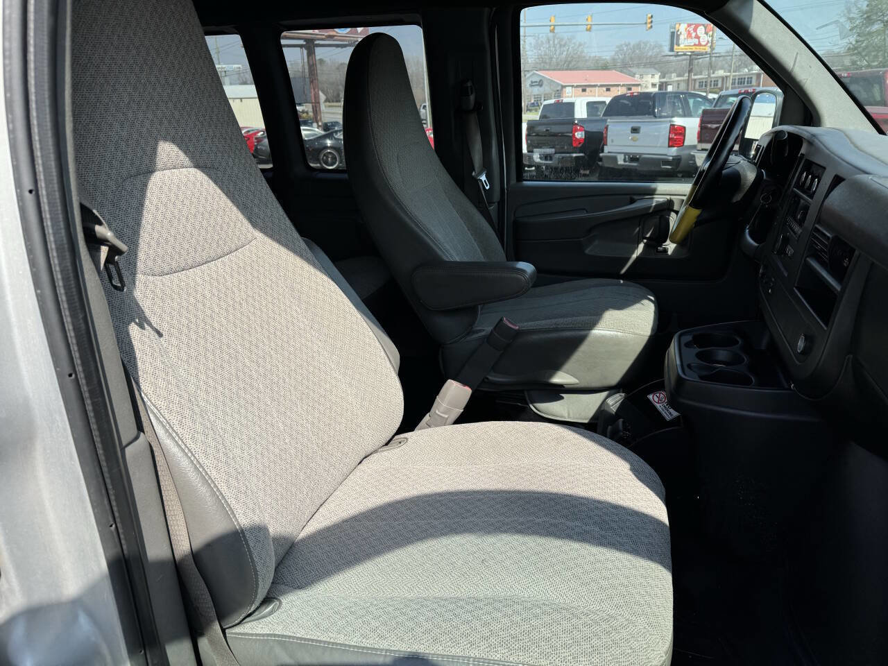 Used 2014 Chevrolet Express 3500 LT w/ LT Preferred Equipment Group image 8