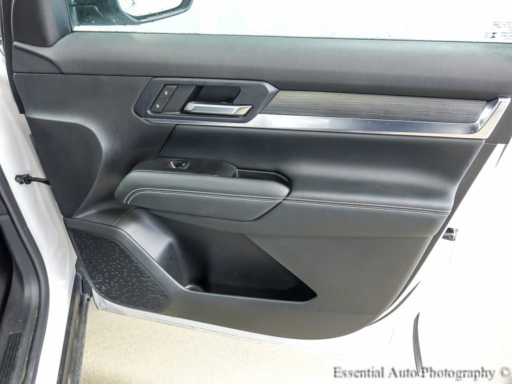 Used 2025 GMC Terrain Elevation AWD/4WD image 20