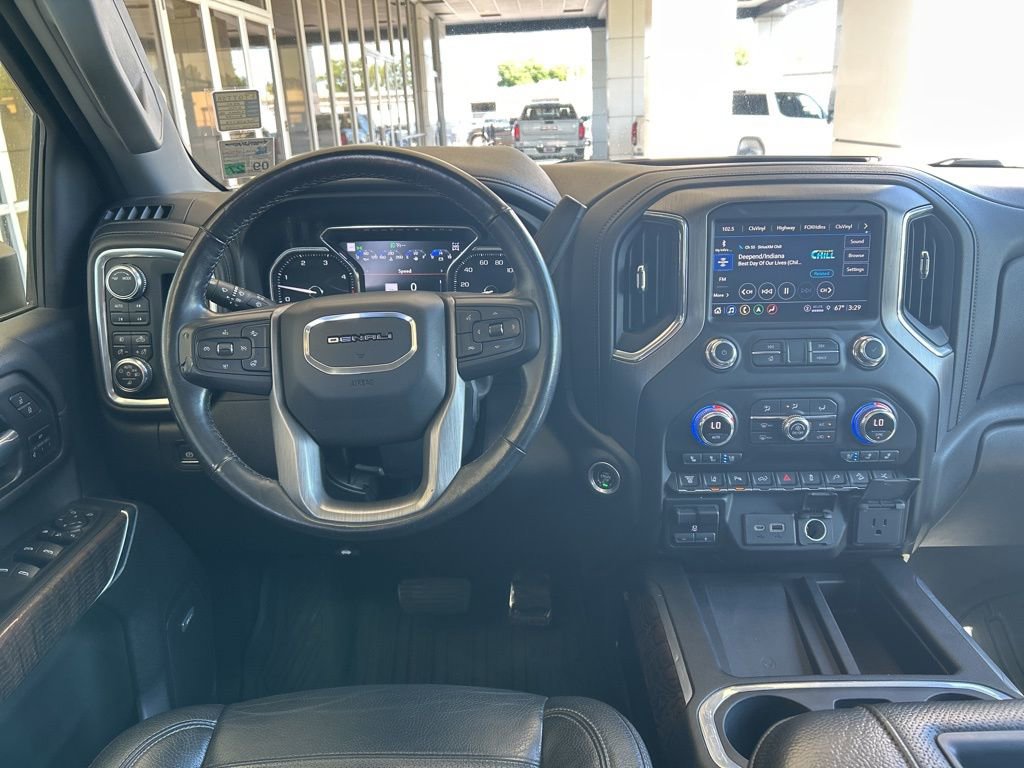 Used 2021 GMC Sierra 2500 Denali w/ Denali Ultimate Package image 18