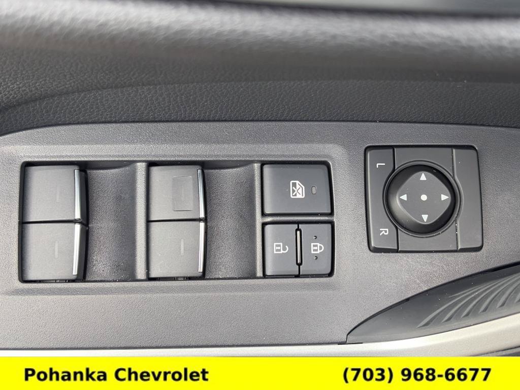 Used 2025 Toyota RAV4 XSE w/ Weather Package AWD/4WD image 22