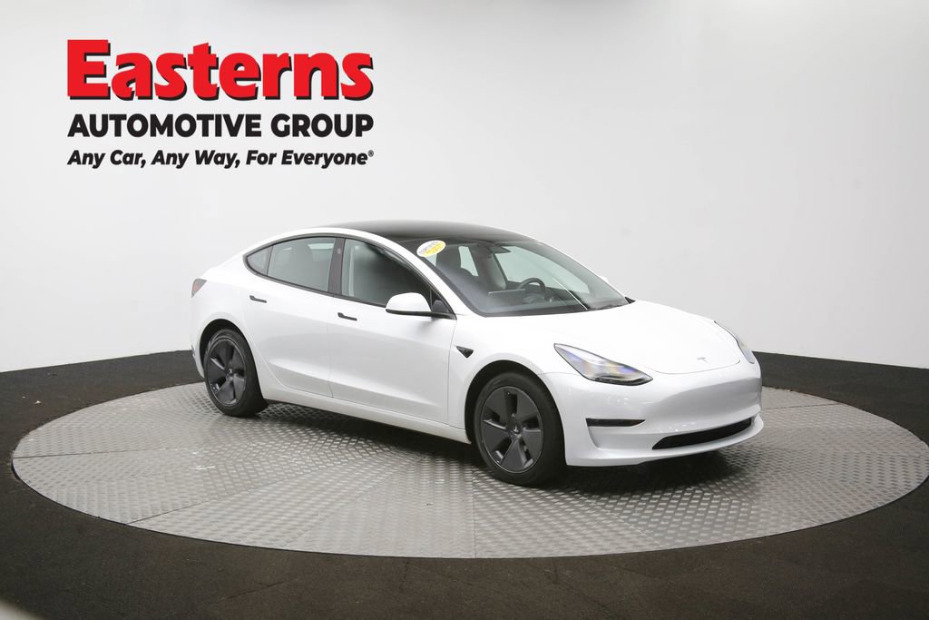 Used 2023 Tesla Model 3 Standard Range image 44