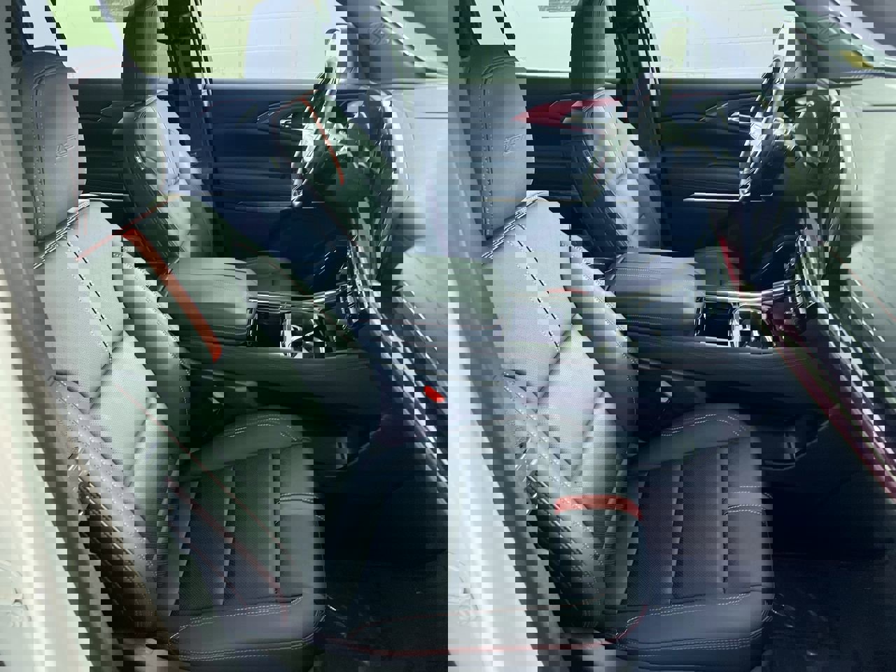 Used 2024 Chevrolet Traverse RS w/ LPO, Floor Liner Package image 29