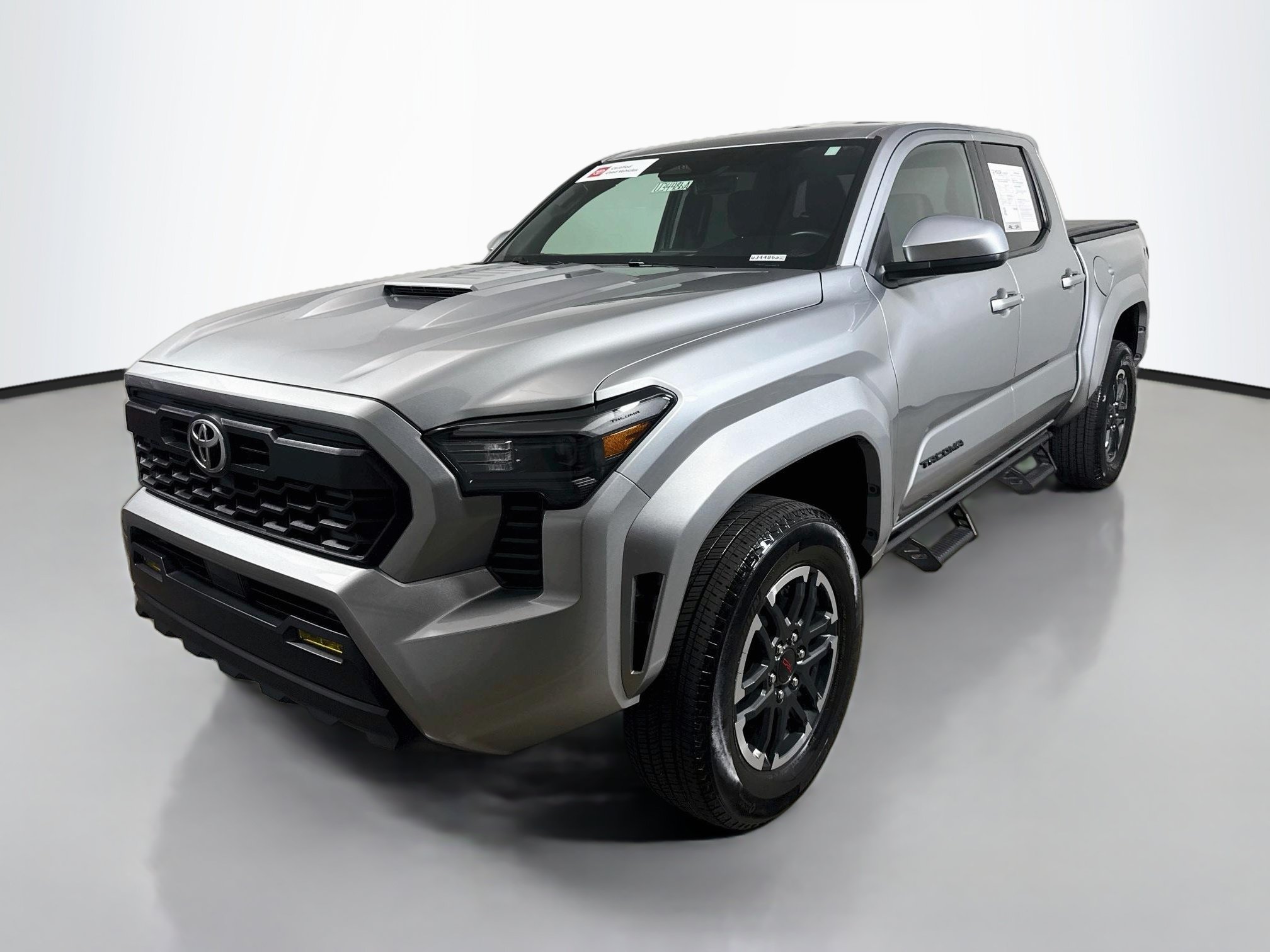 Certified 2025 Toyota Tacoma TRD Sport AWD/4WD image 3