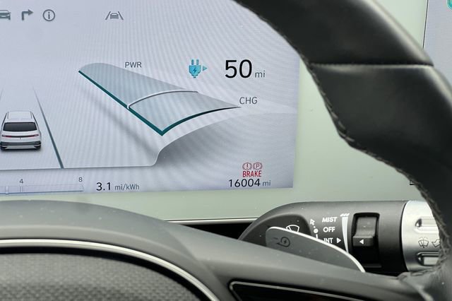 Certified 2024 Hyundai Ioniq 5 SEL image 34