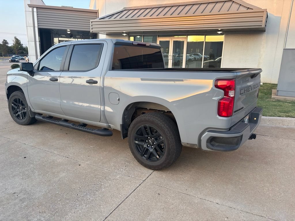 Used 2024 Chevrolet Silverado 1500 Custom w/ Turbomax Blackout Package AWD/4WD image 4