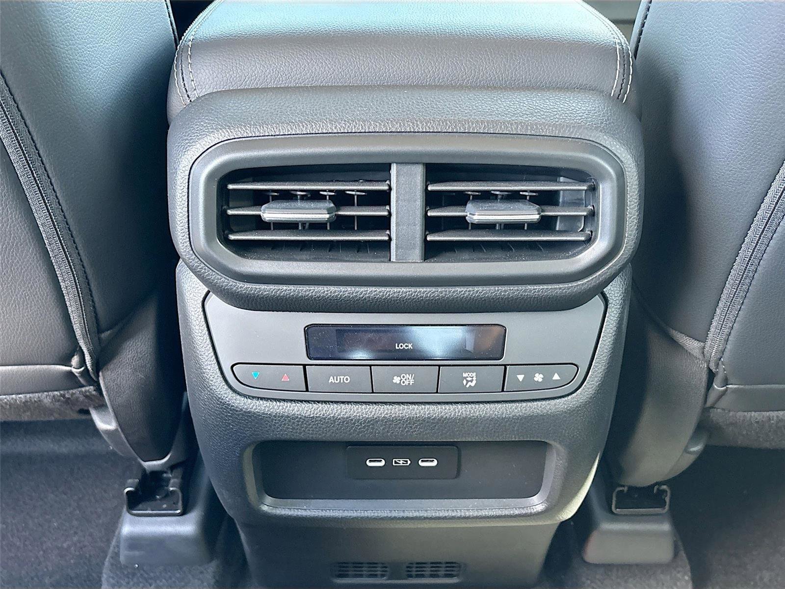 Certified 2025 Honda Pilot EX-L image 28