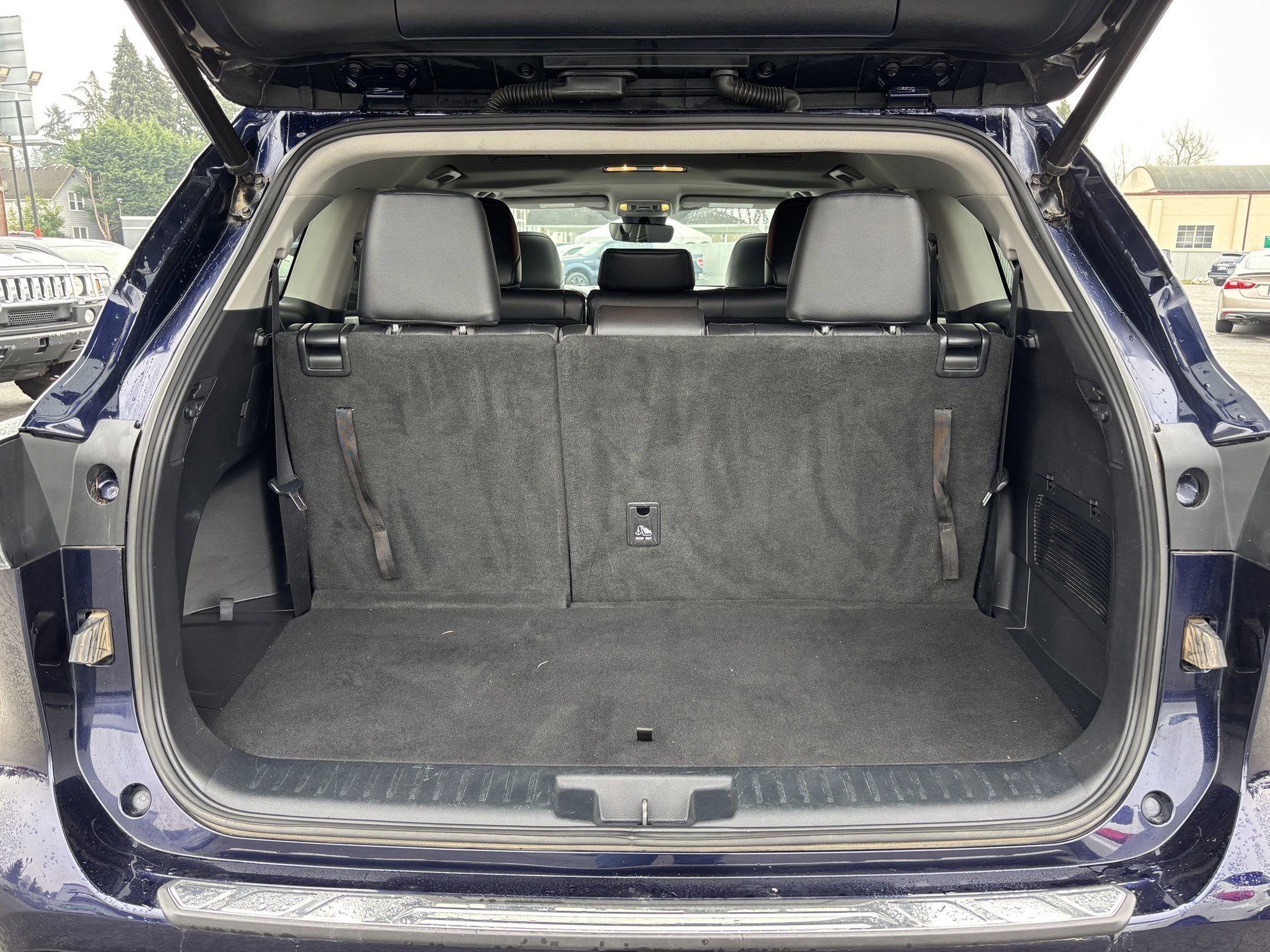 Used 2022 Toyota Highlander XLE image 19