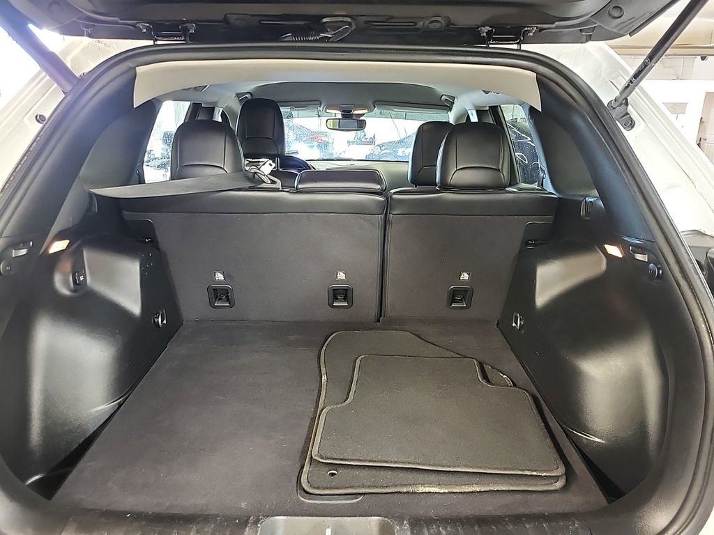 Used 2021 Jeep Cherokee Latitude Lux w/ Comfort/Convenience Group image 45