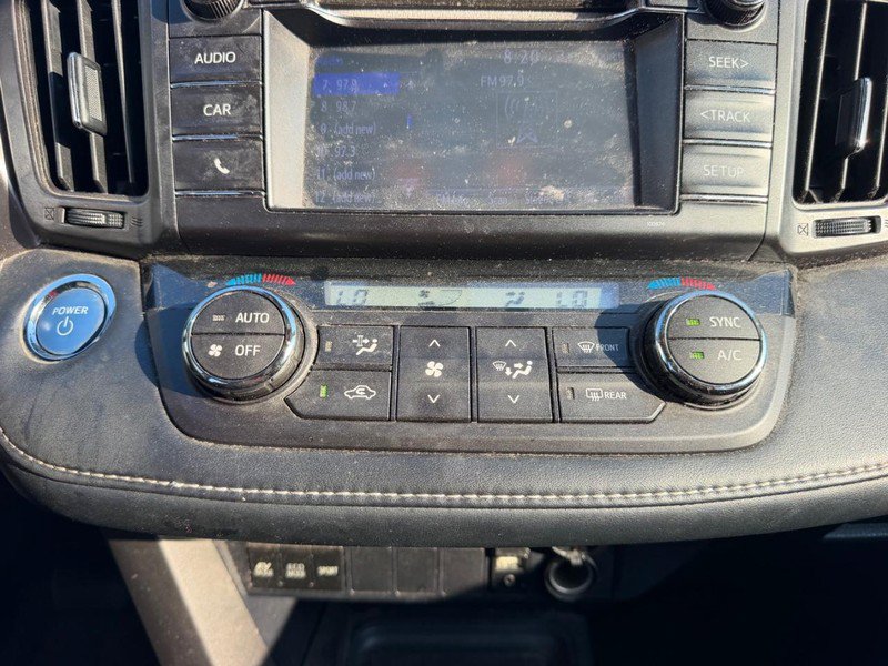 Used 2018 Toyota RAV4 LE AWD/4WD image 14