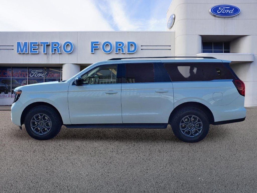 Certified 2025 Ford Expedition Max Active AWD/4WD image 6