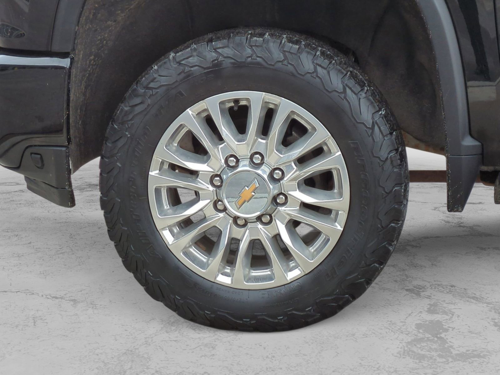 Used 2023 Chevrolet Silverado 2500 High Country w/ Z71 Off-Road Package AWD/4WD image 17