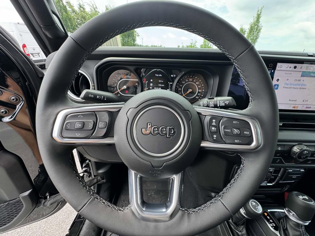 New 2025 Jeep Wrangler Sahara w/ Technology Group image 18