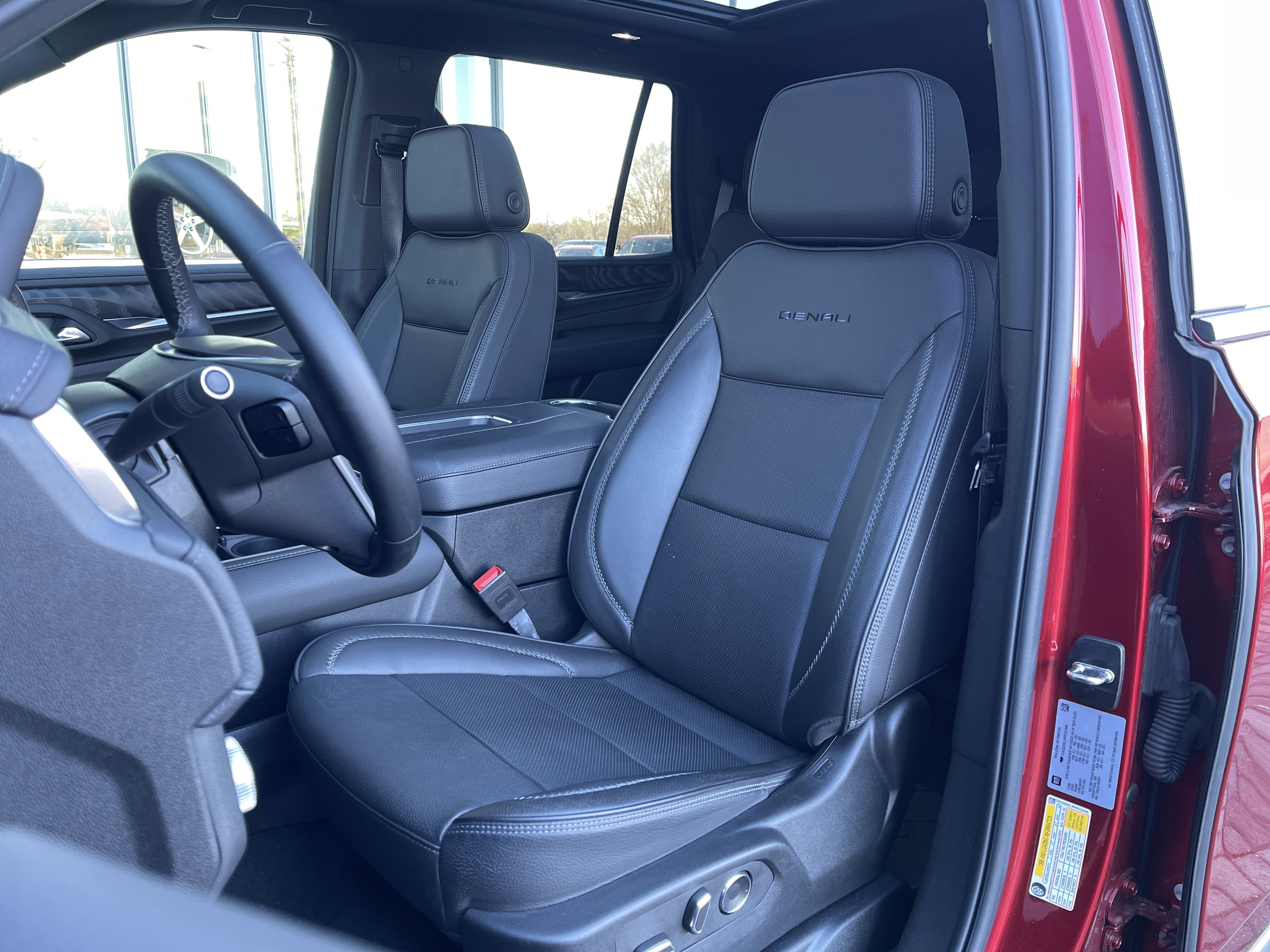 Used 2024 GMC Yukon Denali w/ Max Trailering Package image 17