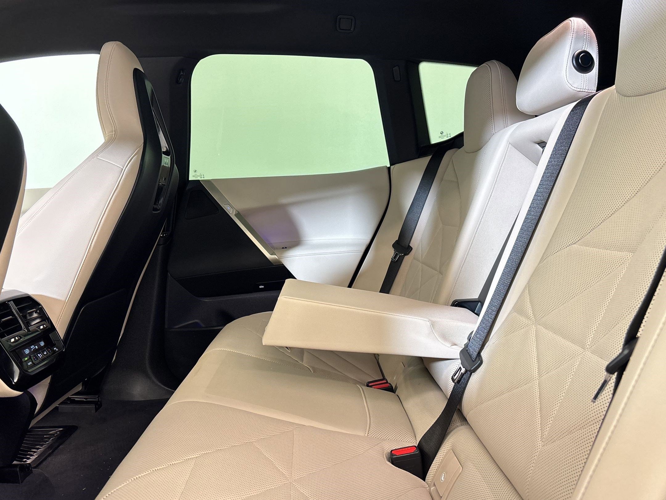 Certified 2023 BMW iX xDrive50 w/ Sport Package image 35