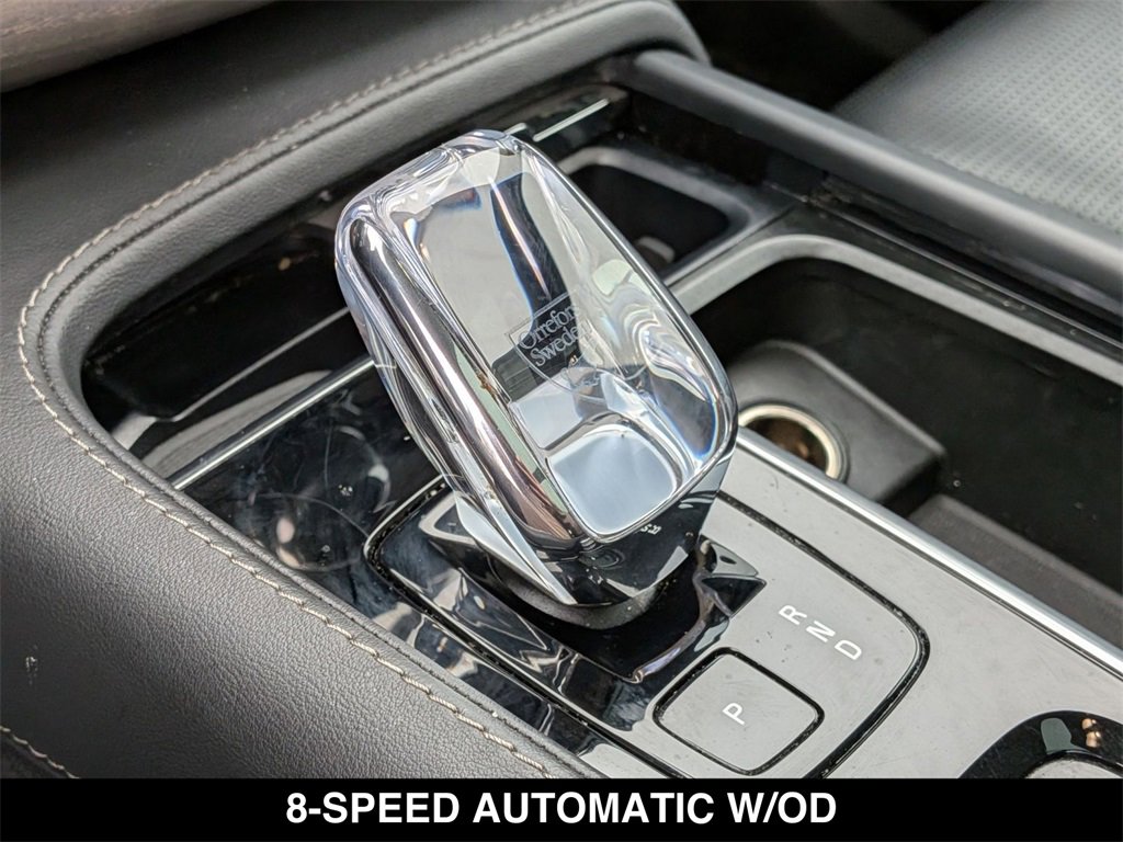 Used 2024 Volvo XC90 B6 Ultimate w/ Lounge Package image 5