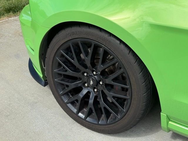 Used 2014 Ford Mustang GT w/ Brembo Brake Package RWD image 5