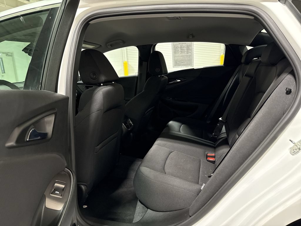 Used 2022 Chevrolet Malibu LT FWD image 22