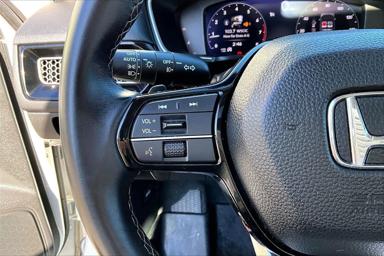 Used 2022 Honda Civic Touring image 30