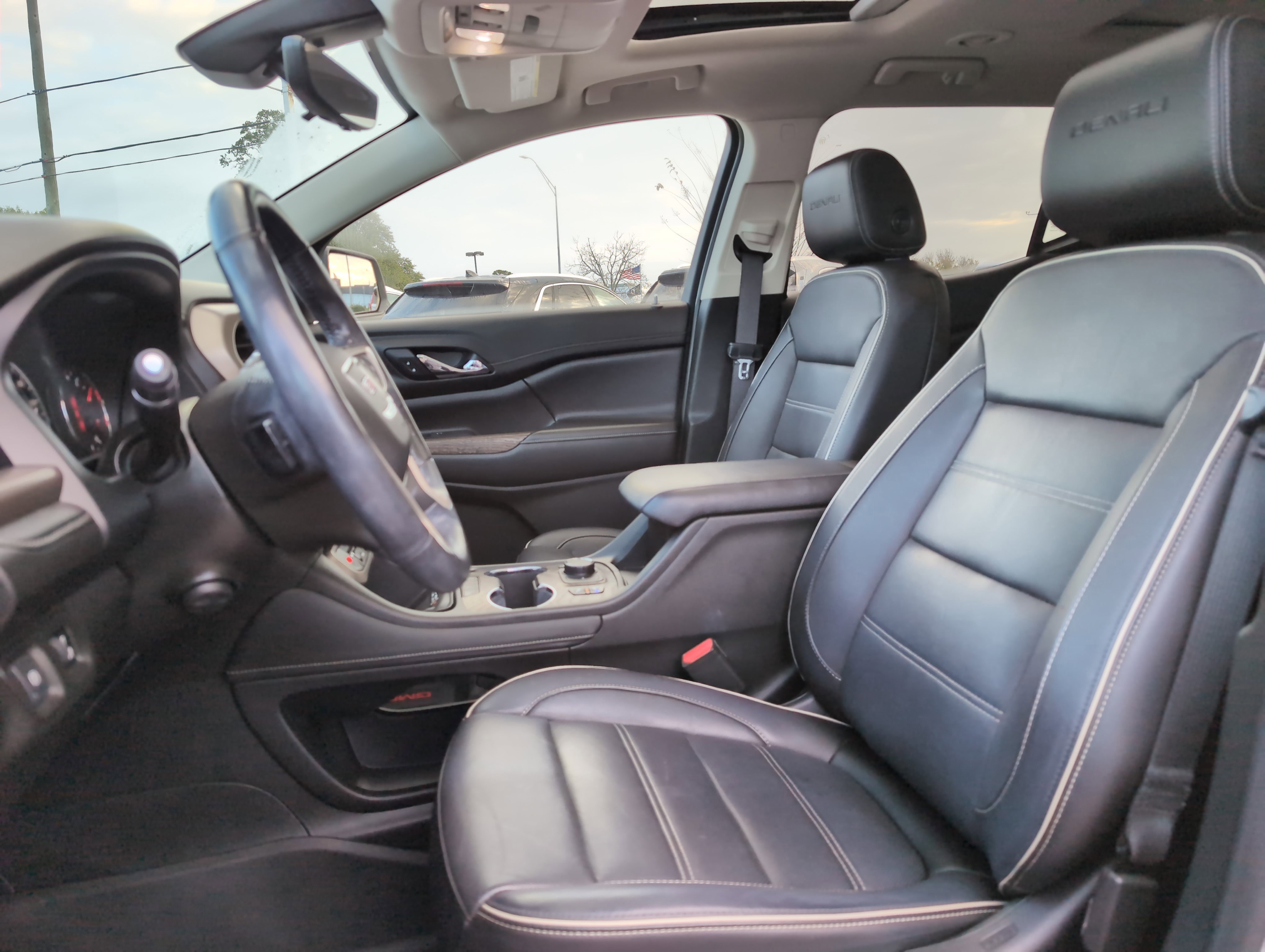 Used 2020 GMC Acadia Denali w/ LPO, Floor Liner Package image 10