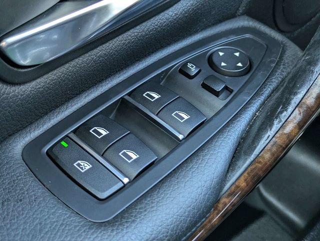 Used 2016 BMW 328i Sedan RWD image 23