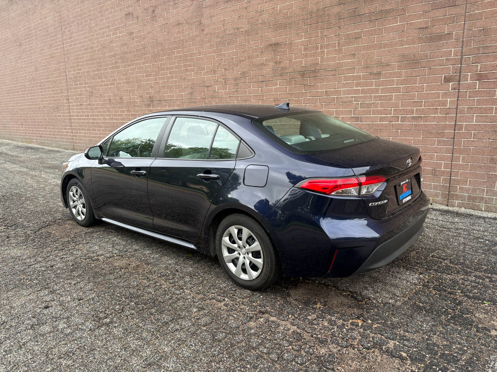 Used 2024 Toyota Corolla LE FWD image 3