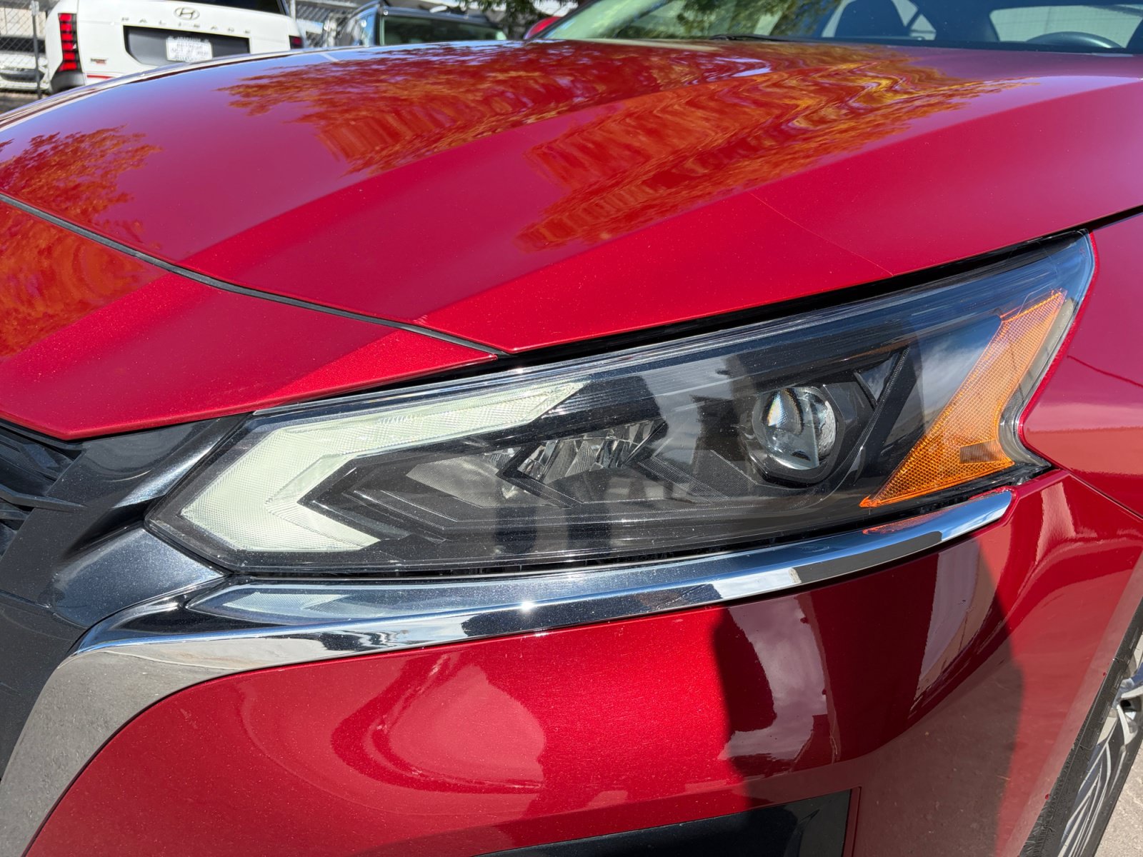 Used 2023 Nissan Altima 2.5 SV w/ SV Premium Package AWD/4WD image 9
