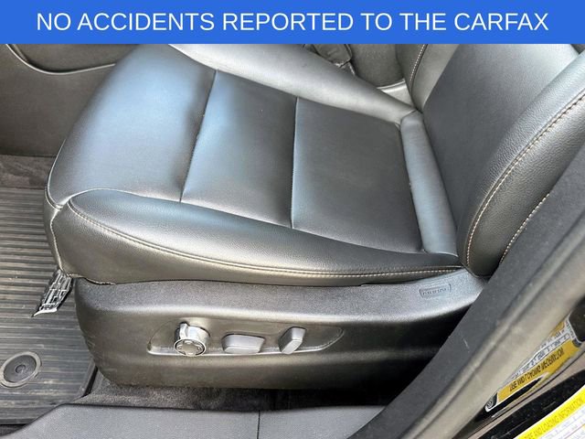 Used 2020 Cadillac XT4 Sport w/ Cold Weather Package image 17