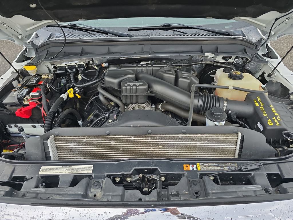 Used 2015 Ford F250 Lariat w/ Camper Package image 31