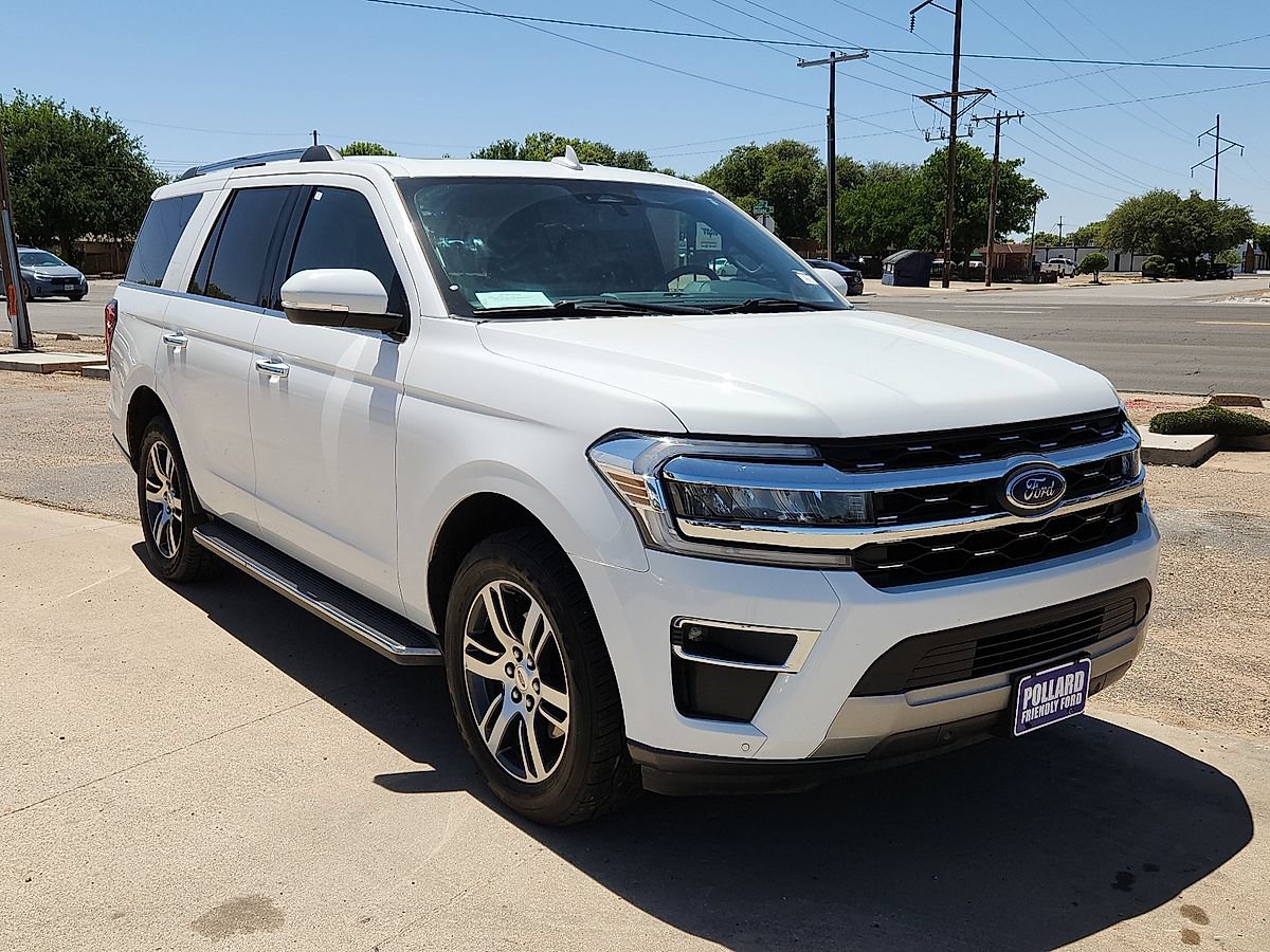 Used 2022 Ford Expedition Limited RWD image 4