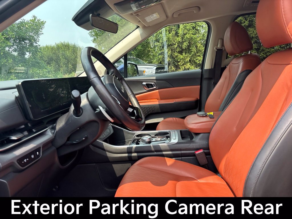 Certified 2025 Kia Carnival EX FWD image 12