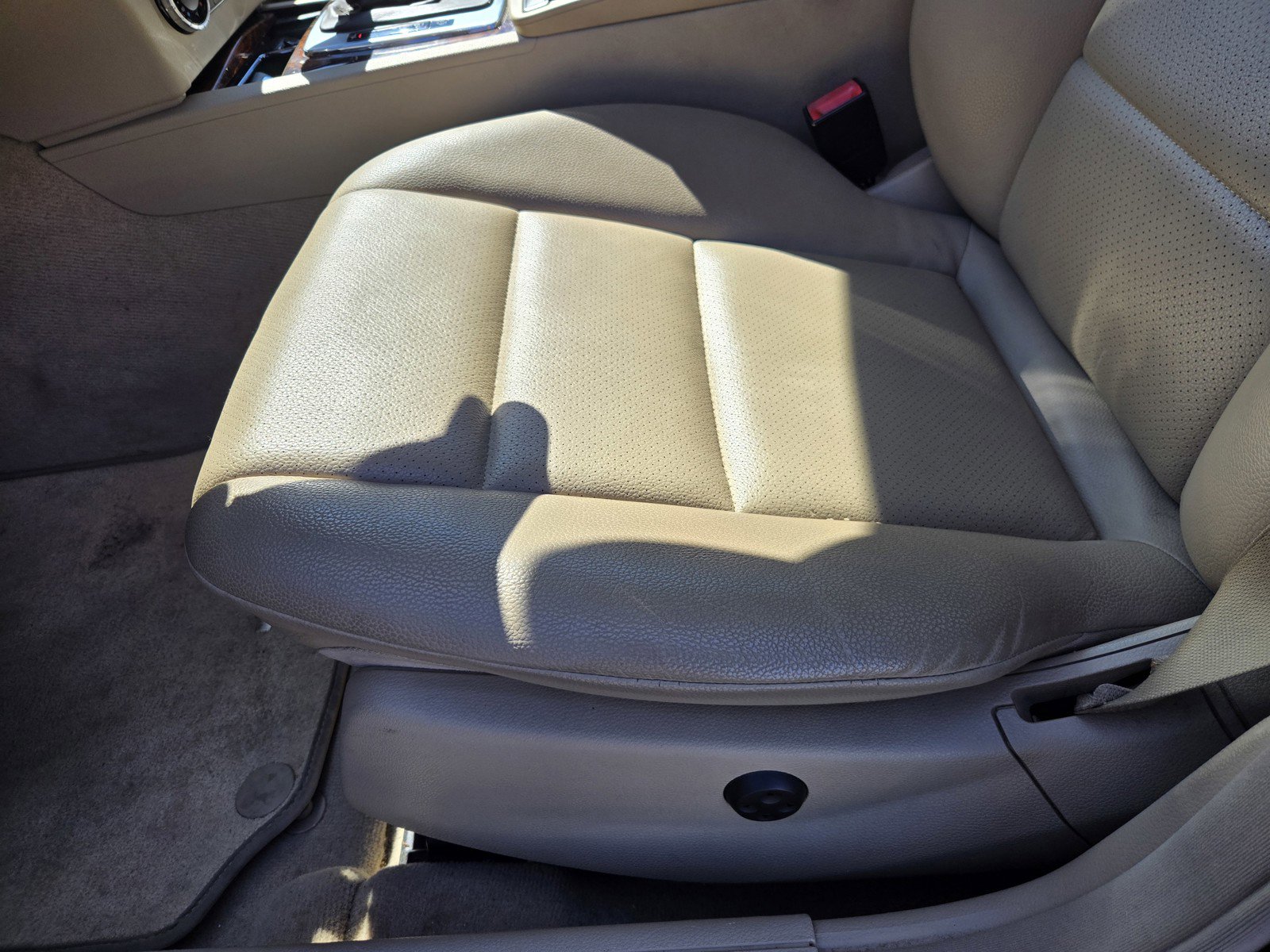 Used 2013 Mercedes-Benz C 300 4MATIC Sedan image 17
