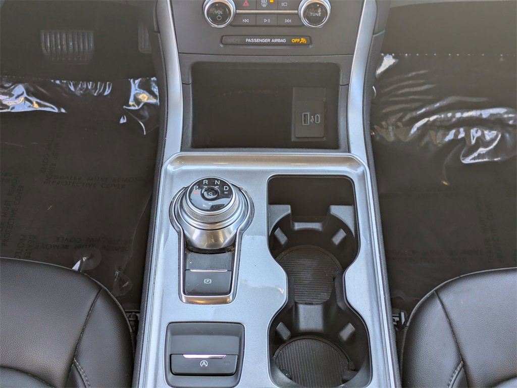 Used 2024 Ford Edge SEL image 18