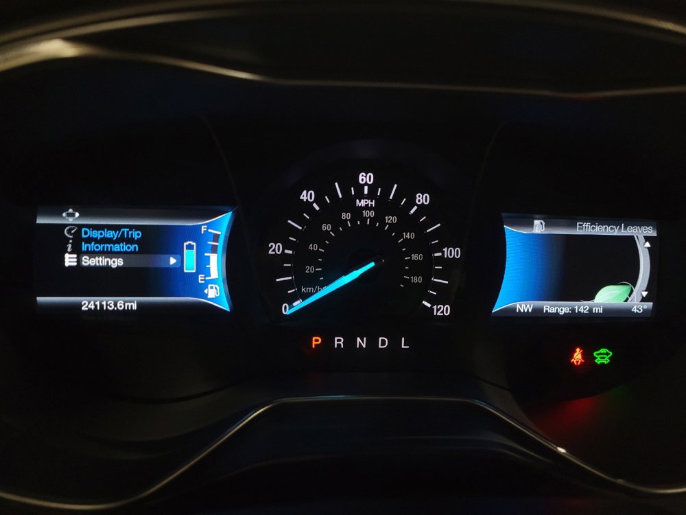 Used 2018 Ford Fusion S image 23