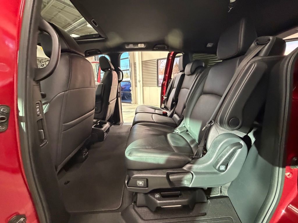 Used 2025 Honda Odyssey Sport-L image 51