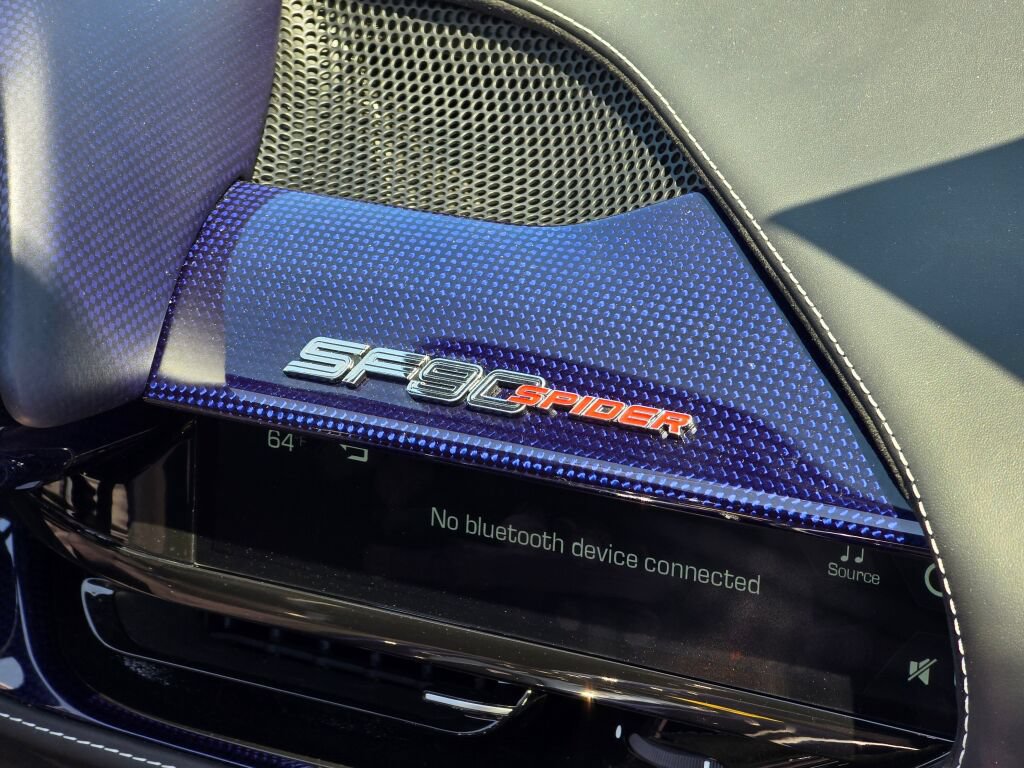 Used 2022 Ferrari SF90 Spider AWD/4WD image 46