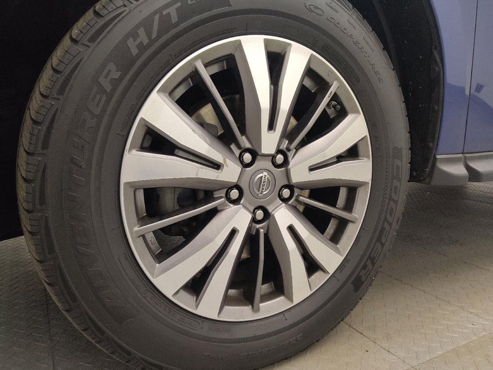 Used 2019 Nissan Pathfinder SV AWD/4WD image 31