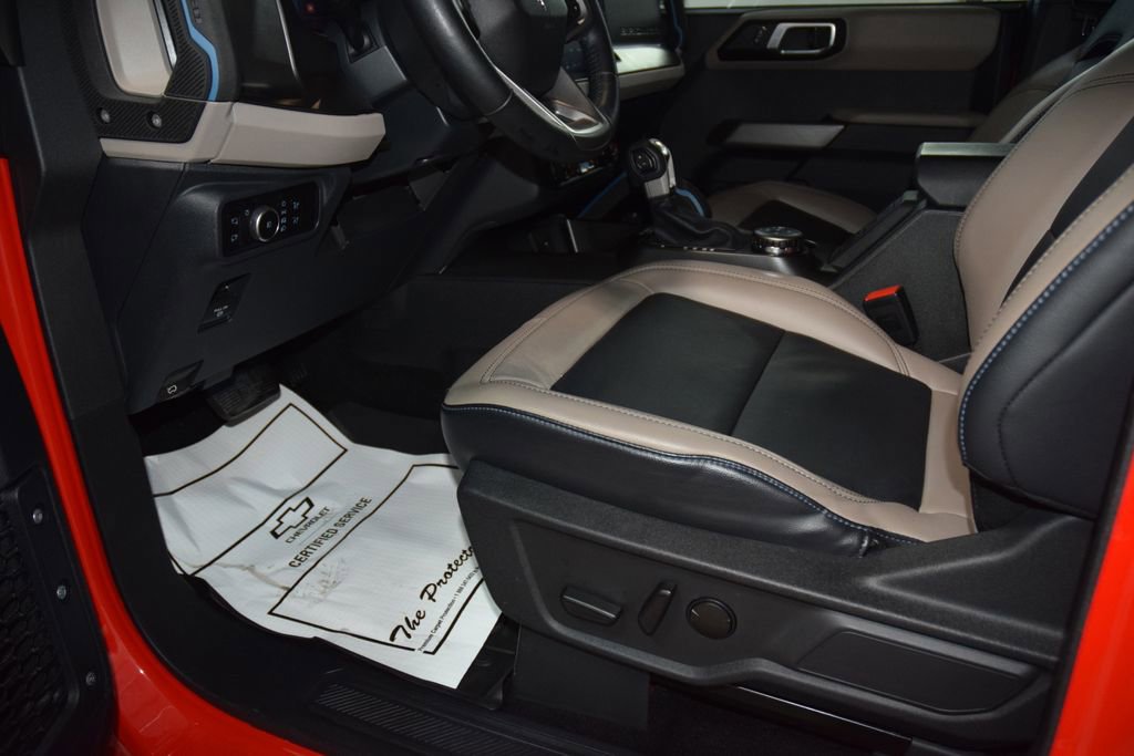 Used 2023 Ford Bronco Wildtrak AWD/4WD image 39