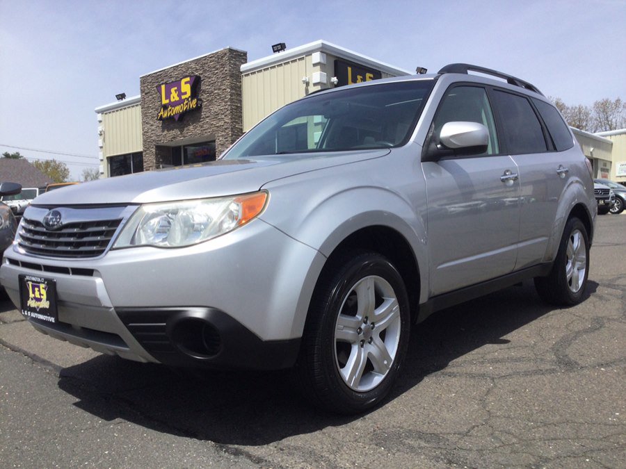 Used 2010 Subaru Forester 2.5X Premium AWD/4WD image 2