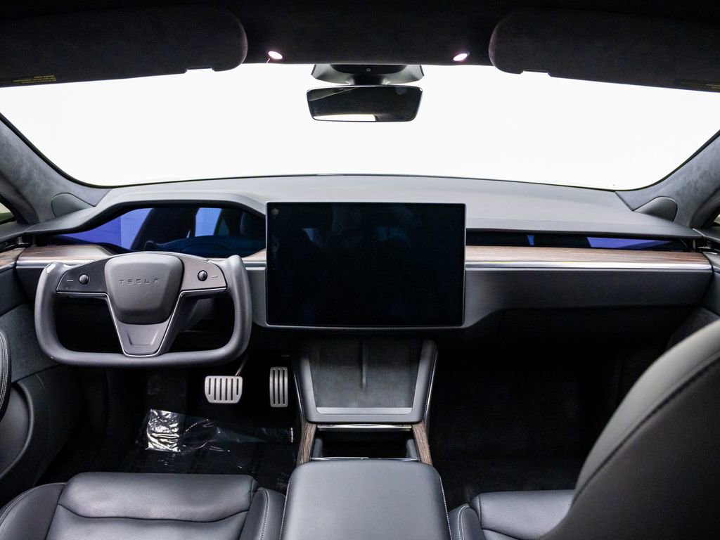 Used 2021 Tesla Model S Plaid image 11