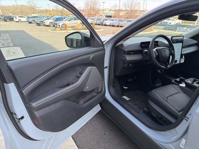 New 2026 Ford Mustang Mach-E Premium w/ Technology Package AWD/4WD image 12