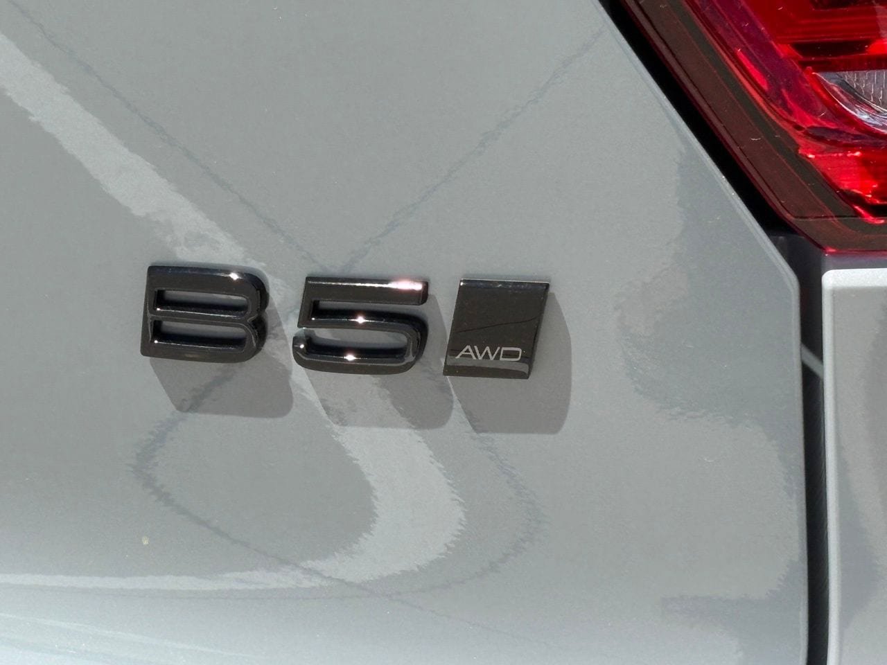 New 2026 Volvo XC40 B5 Ultra w/ Protection Package Premier AWD/4WD image 7