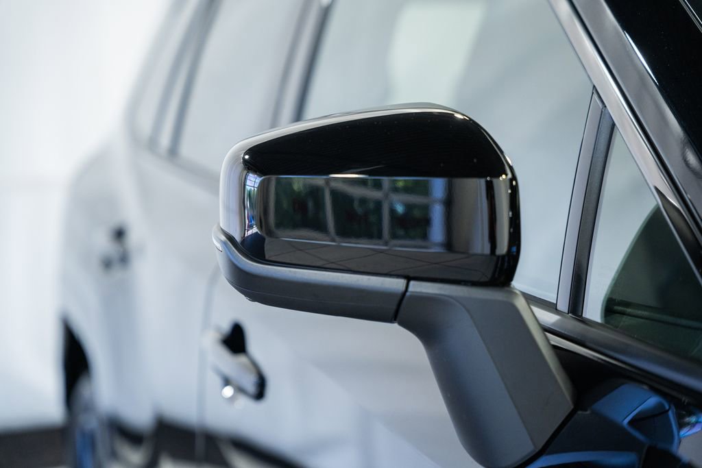 New 2026 Toyota RAV4 XSE AWD/4WD image 17