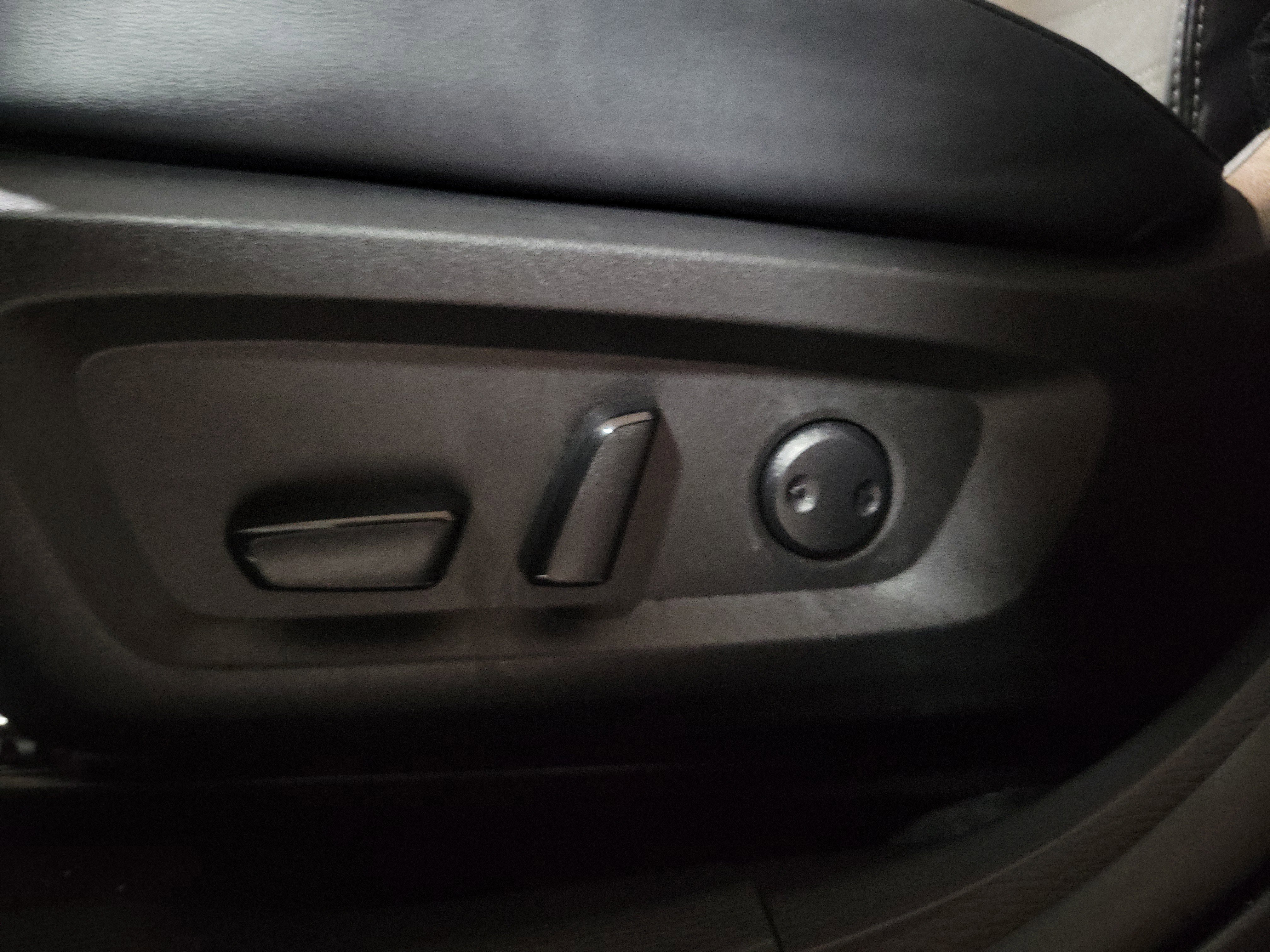 Used 2025 Mitsubishi Outlander SE image 22