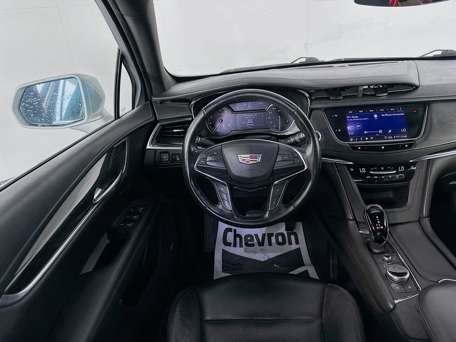 Used 2020 Cadillac XT5 Premium Luxury FWD image 23