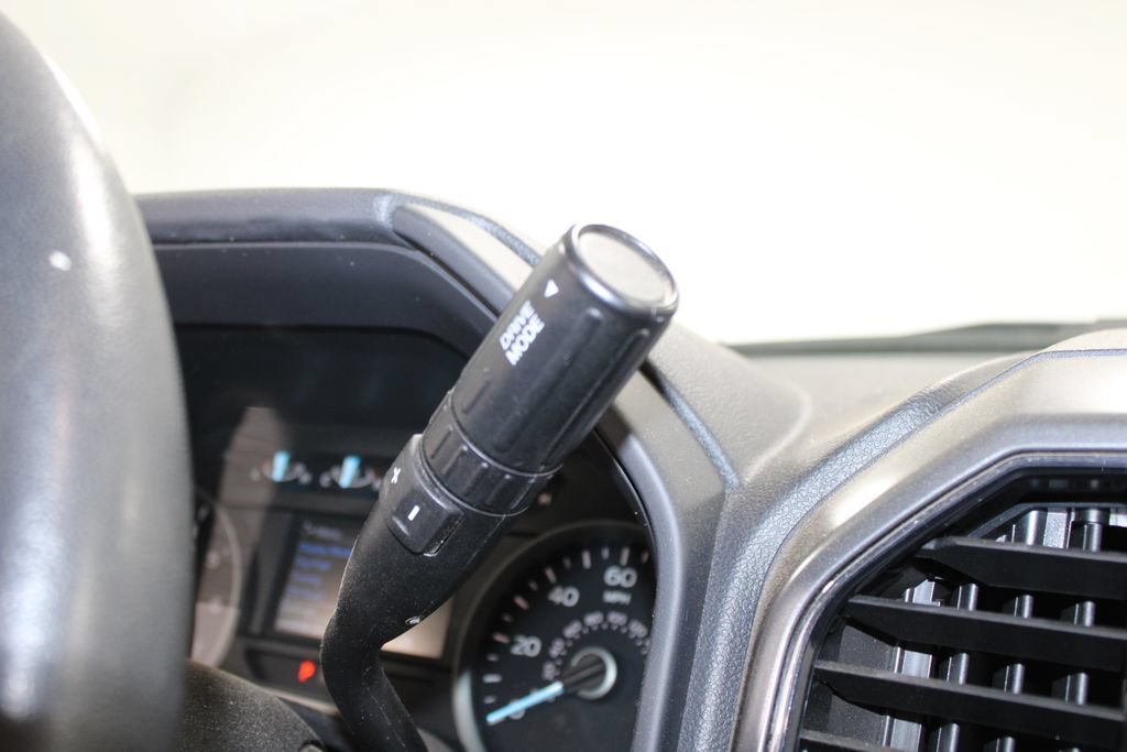 Used 2019 Ford F150 XLT w/ Equipment Group 302A Luxury AWD/4WD image 27