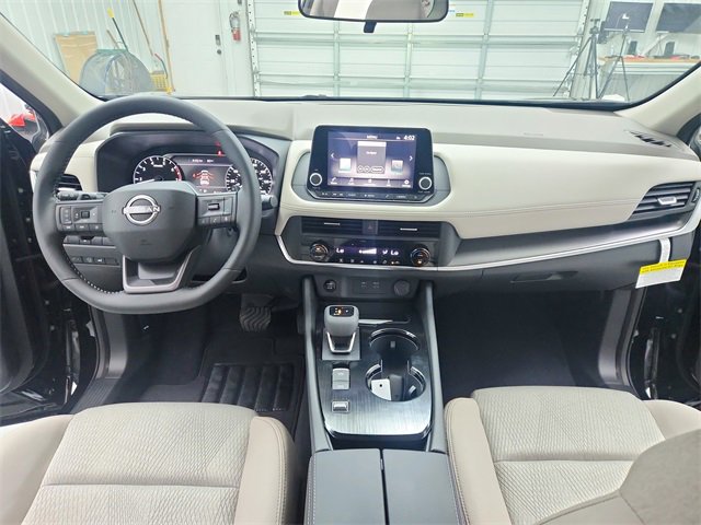 New 2025 Nissan Rogue SV image 22