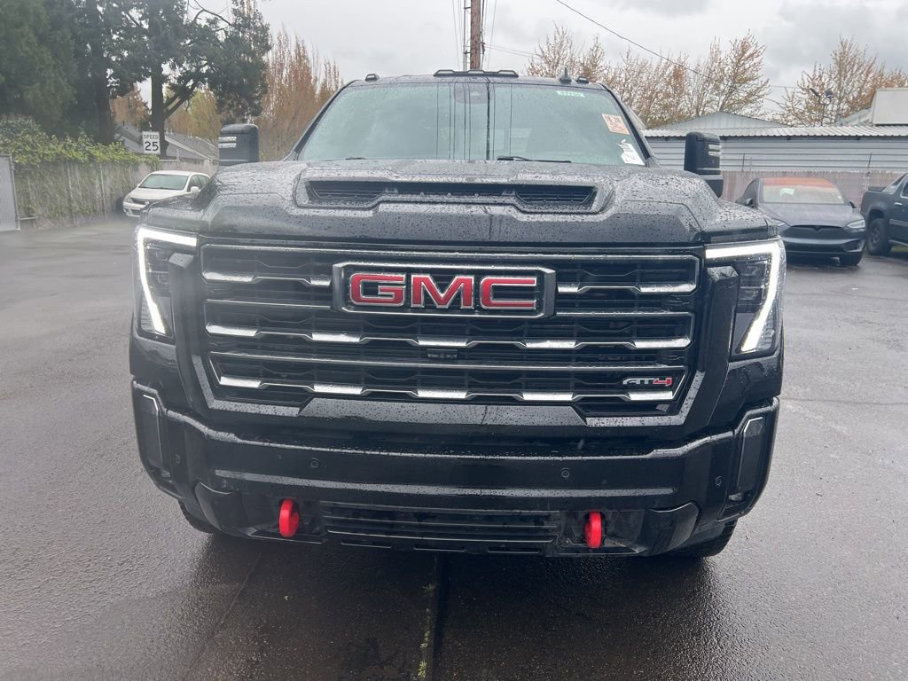 Used 2024 GMC Sierra 2500 AT4 w/ AT4 Premium Plus Package image 3