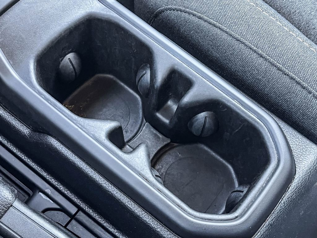 Used 2024 Jeep Wrangler Unlimited image 31