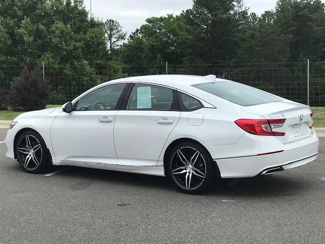 Used 2021 Honda Accord Touring image 4