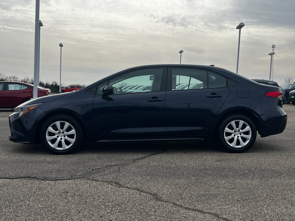 Used 2024 Toyota Corolla LE FWD image 9